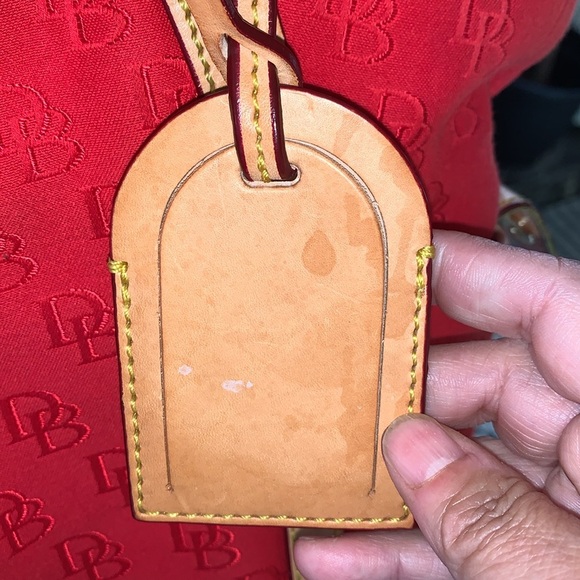 Gently Loved Dooney and Bourke Satchel /Tote - Picture 5 of 13